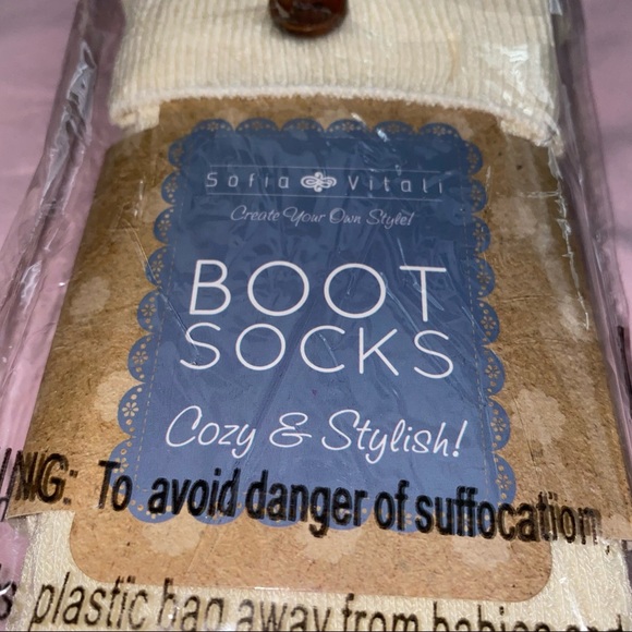 ɴᴡᴛ Ivory Boot Socks w/ Cuff and Buttons🧦 - Picture 2 of 6